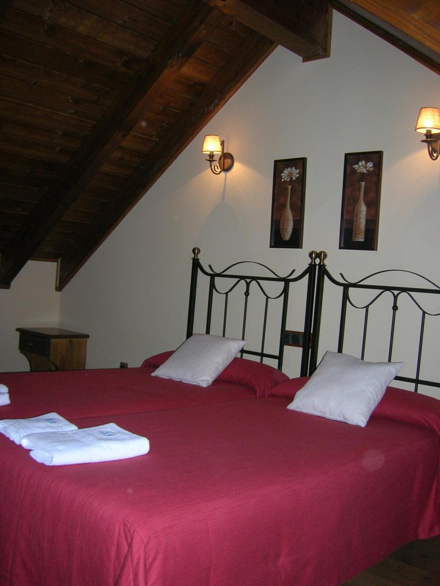 Apartamentos Casa Lavedan トラマカスティリャ・デ・テナ エクステリア 写真