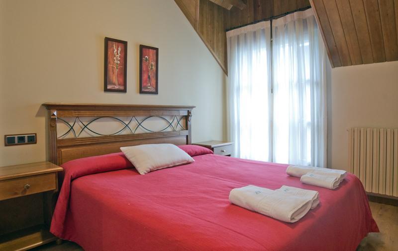 Apartamentos Casa Lavedan トラマカスティリャ・デ・テナ エクステリア 写真