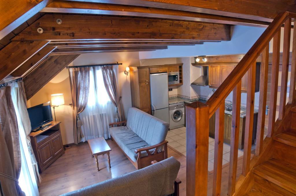 Apartamentos Casa Lavedan トラマカスティリャ・デ・テナ エクステリア 写真