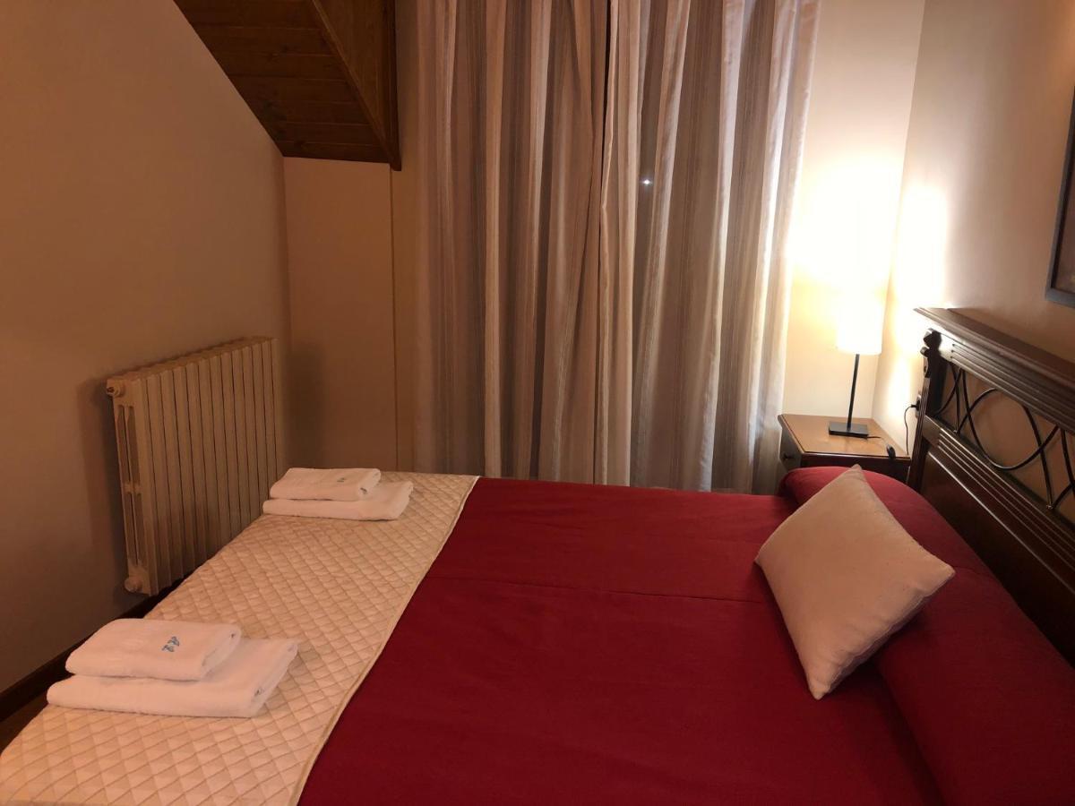 Apartamentos Casa Lavedan トラマカスティリャ・デ・テナ エクステリア 写真