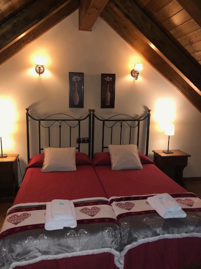Apartamentos Casa Lavedan トラマカスティリャ・デ・テナ エクステリア 写真